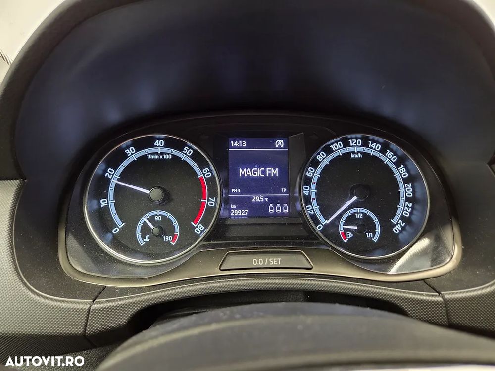 Skoda Fabia - 8