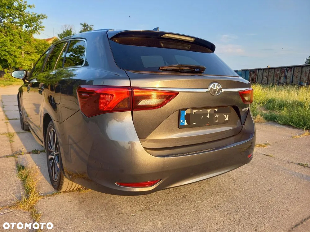 Toyota Avensis 1.8 Prestige - 5
