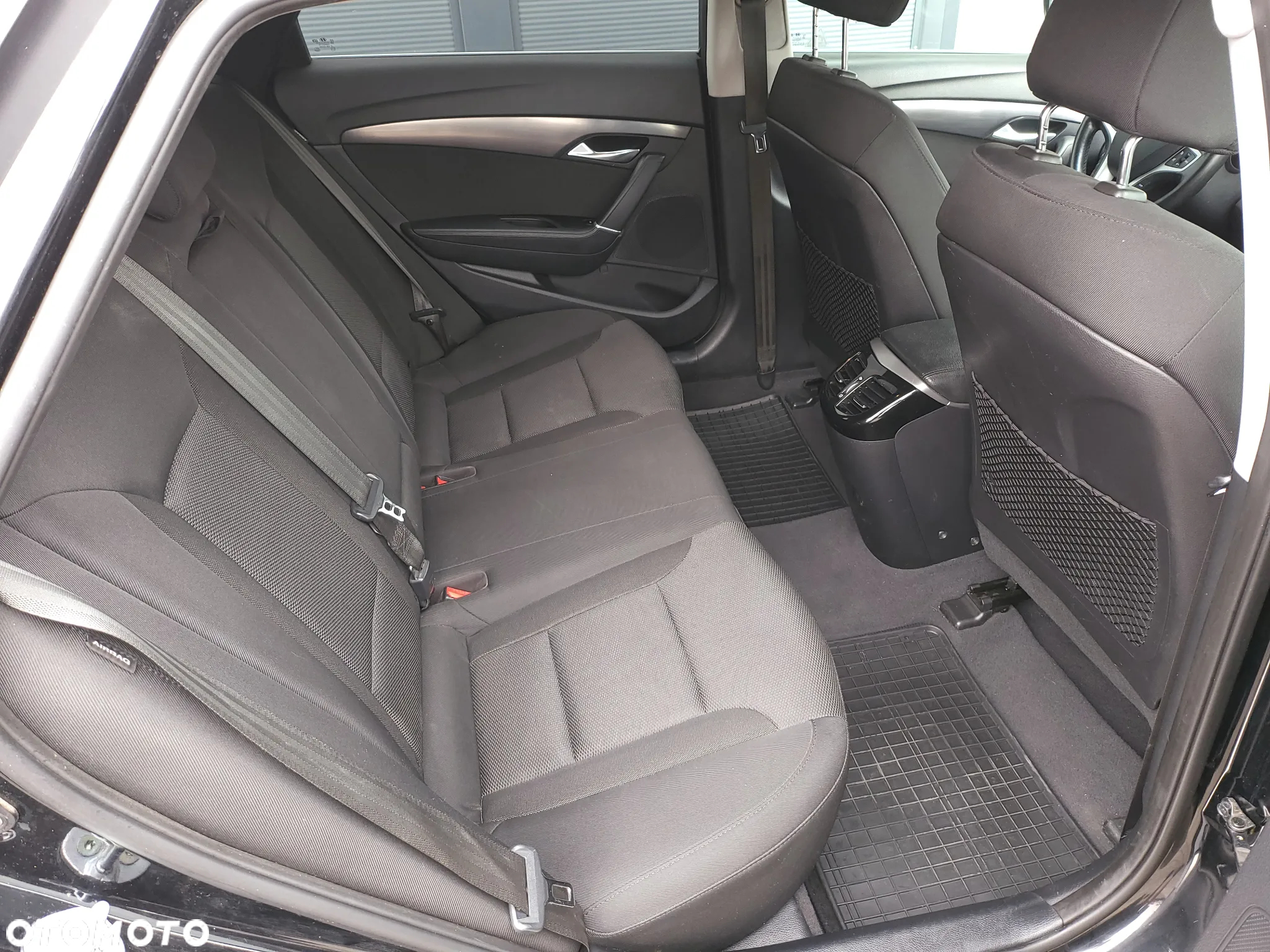 Hyundai i40 1.7 CRDi Comfort + - 5
