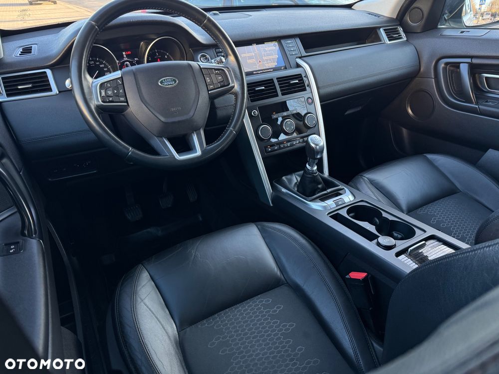 Land Rover Discovery Sport - 23
