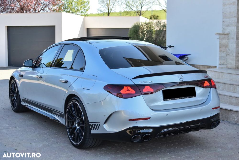 Mercedes-Benz E 53 AMG Hybrid 4Matic+ AMG SPEEDSHIFT TCT 9G - 5
