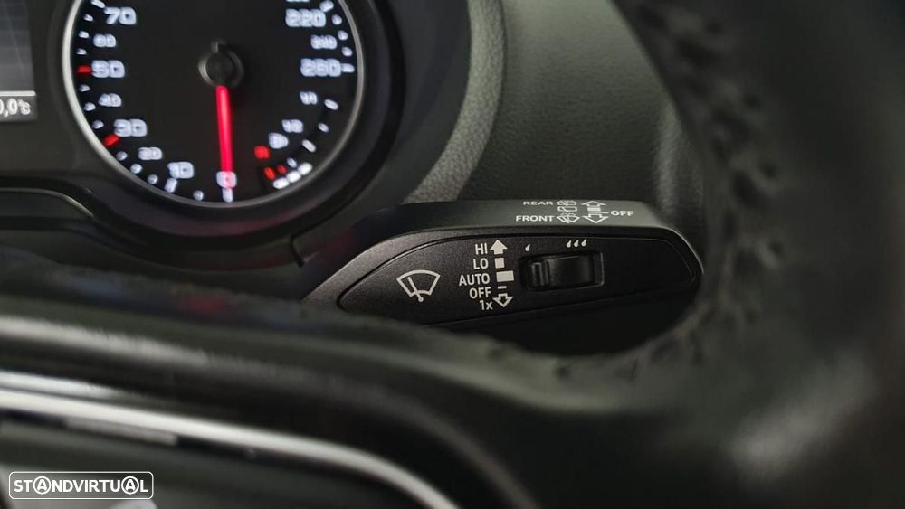 Audi A3 Sportback 1.6 TDI Design - 23