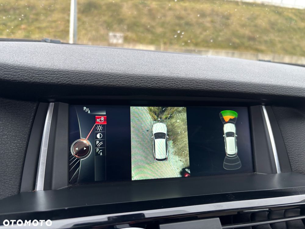 BMW X3 xDrive28i - 33