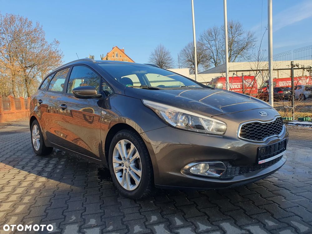 Kia Ceed 1.4 CVVT ISG Vision - 2