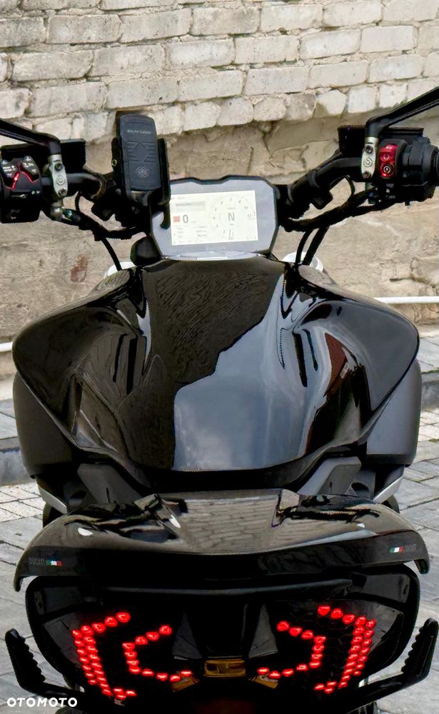 Ducati Diavel - 30