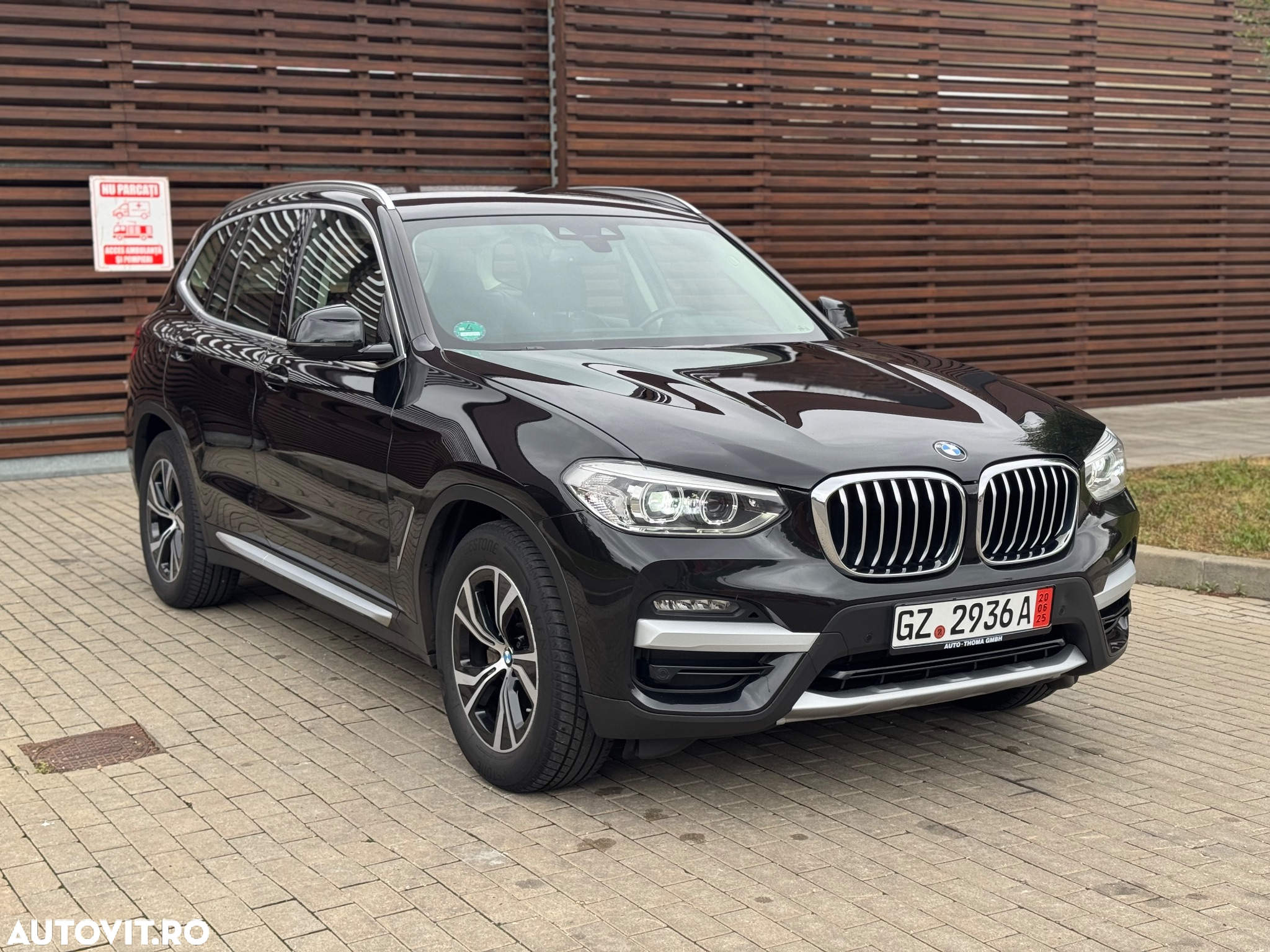 BMW X3 xDrive20i AT xLine - 3