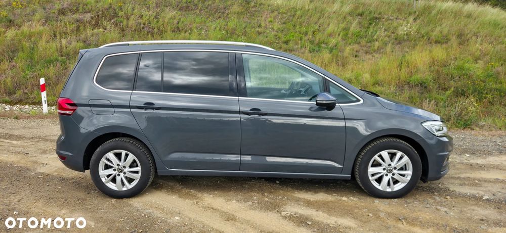 Volkswagen Touran - 6