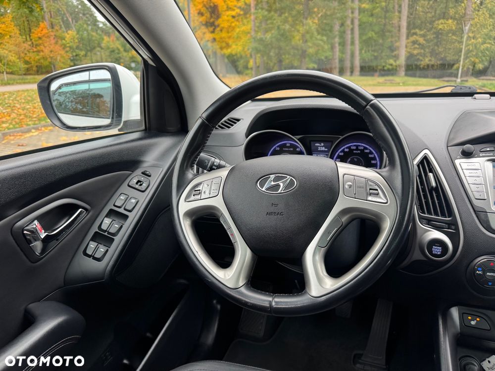 Hyundai ix35 2.0 CRDi 4WD Premium - 9