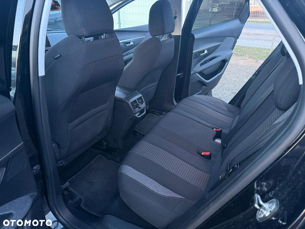 Peugeot 3008 - 19