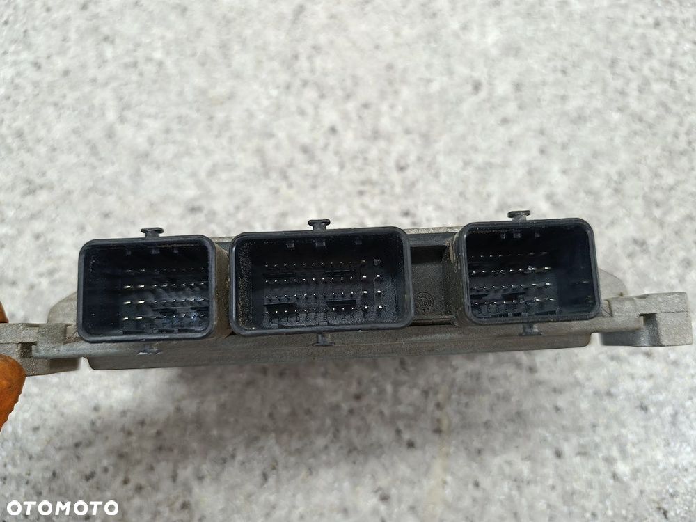 KOMPUTER, STEROWNIK RENAULT CLIO III 8200522357 8200510536 S120200105 1.2 - 4