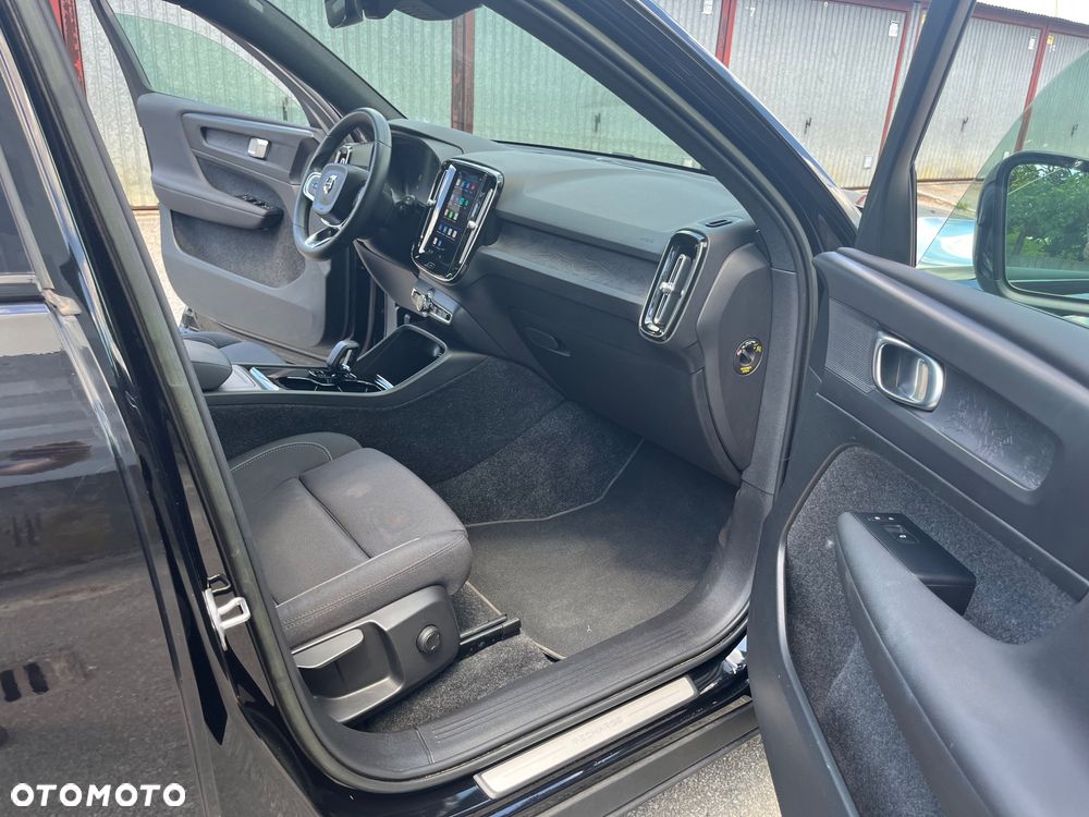 Volvo XC 40 Recharge 69 kWh Single Motor Plus - 24