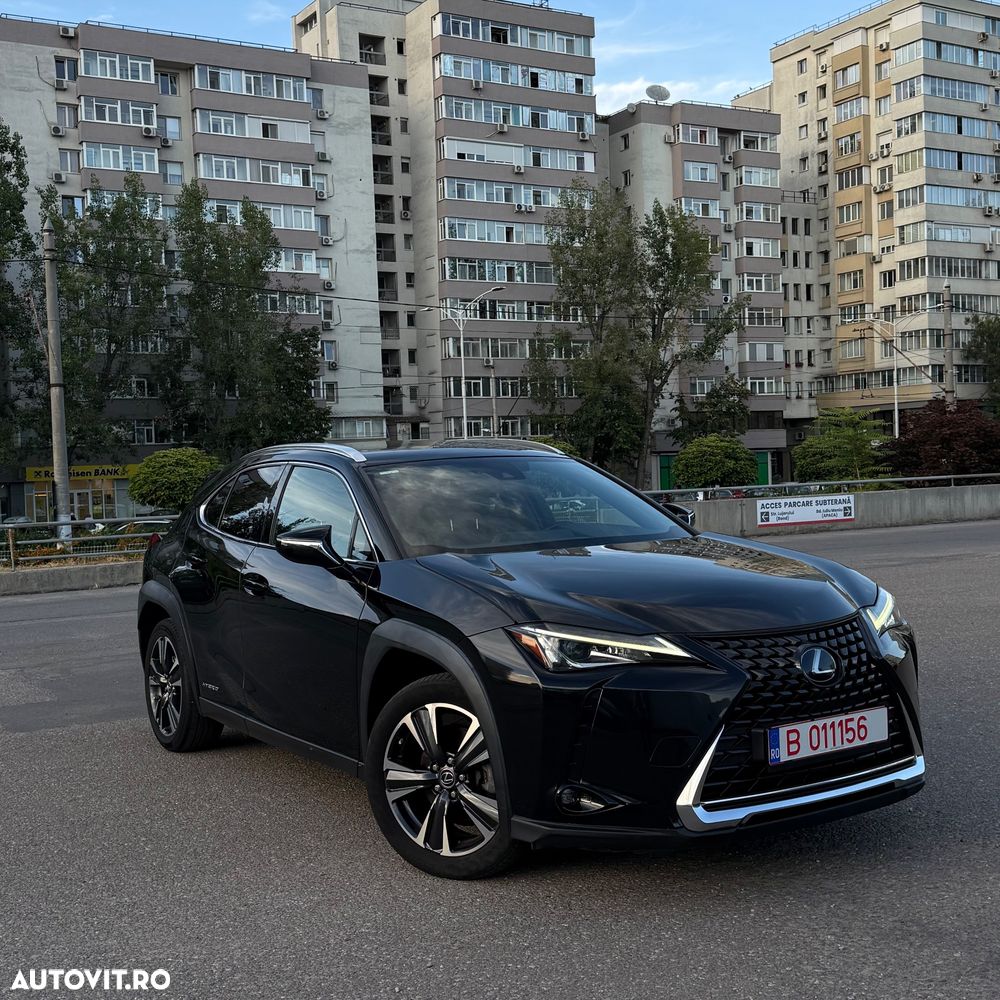 Lexus UX 250h Style Edition - 9