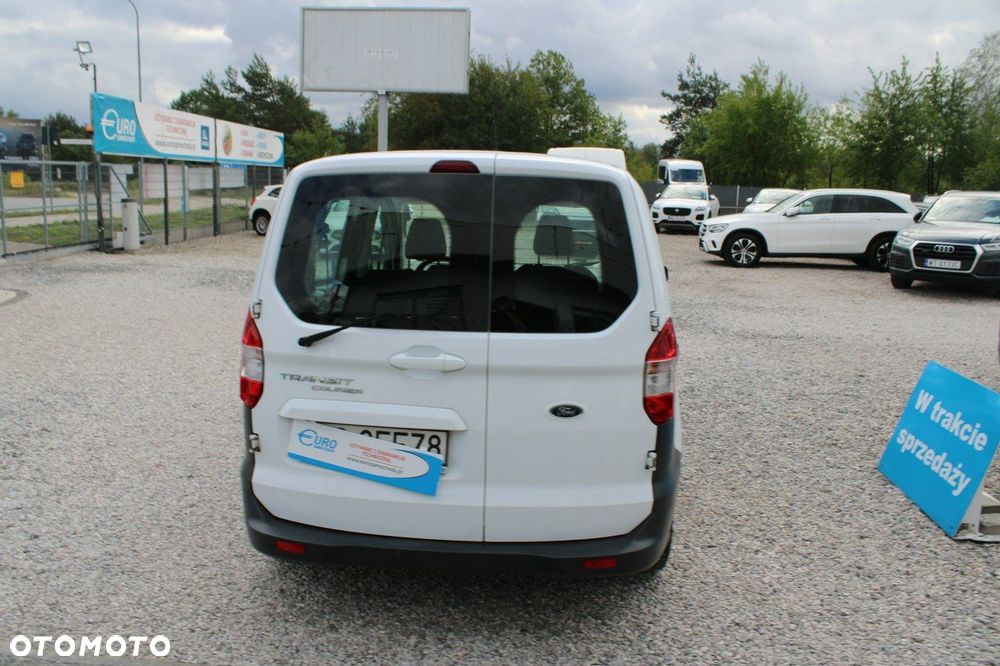 Ford Transit Courier - 7