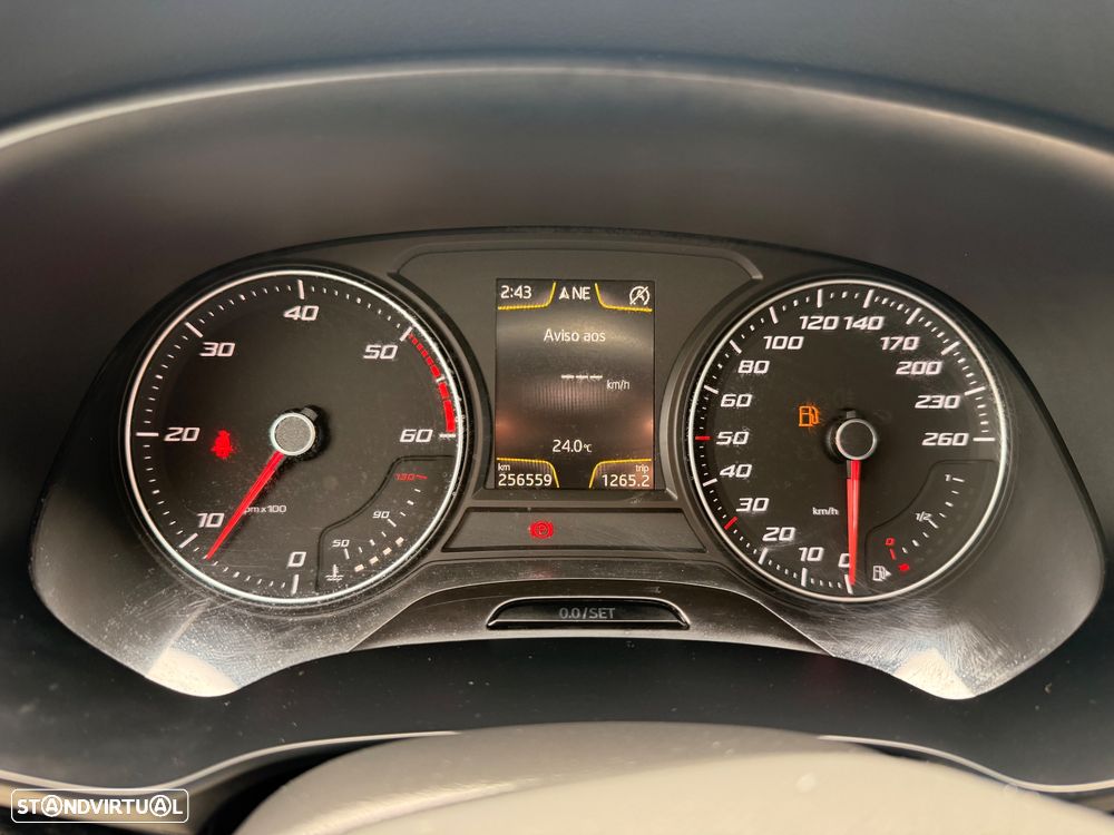 SEAT Leon ST 1.6 TDI Style Ecomotive - 12