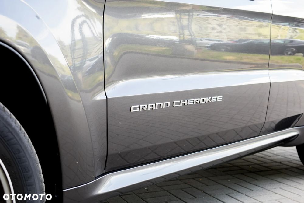 Jeep Grand Cherokee 6.4 V8 SRT8 - 19