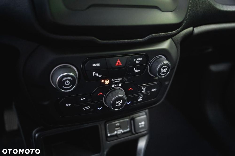 Jeep Renegade - 20