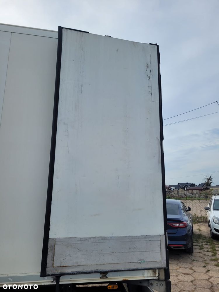 Schmitz Cargobull SCB chłodnia - 25