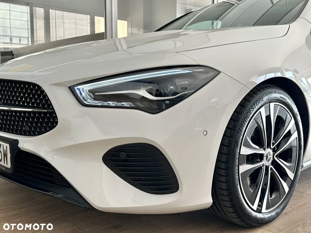 Mercedes-Benz CLA 180 mHEV Progressive 7G-DCT - 16