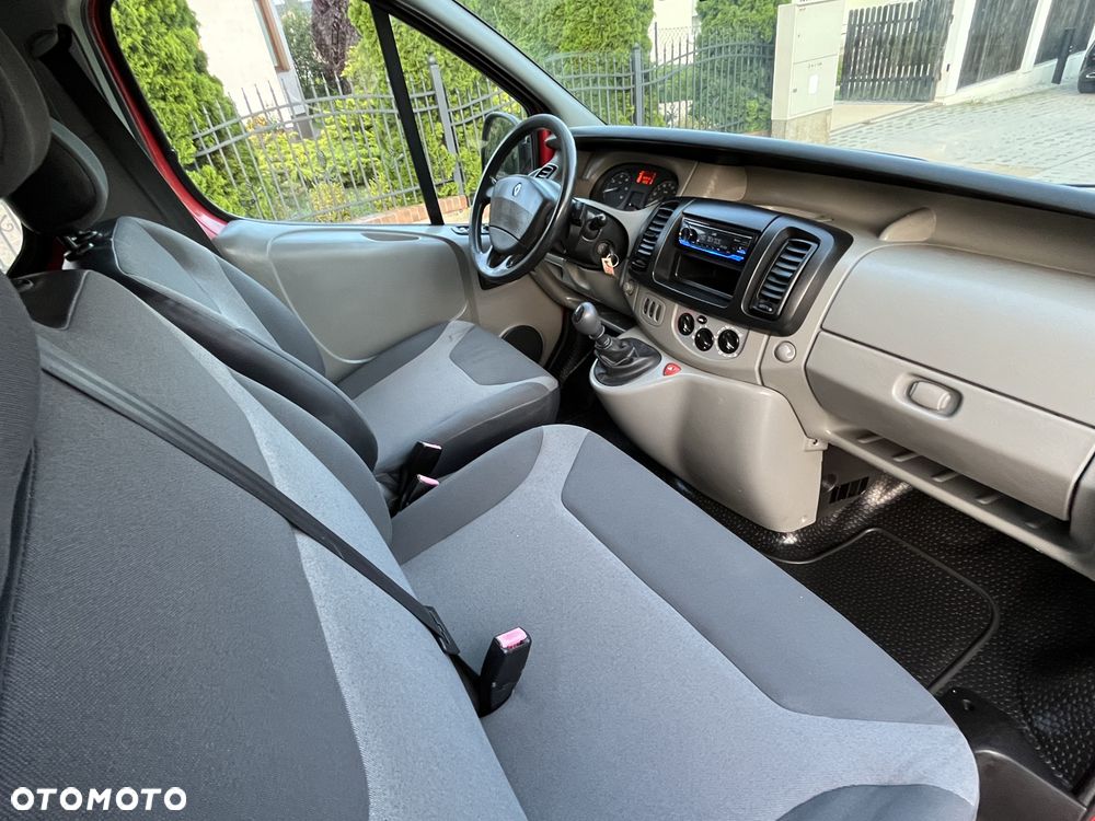 Renault Trafic LONG DOKA Holenderka 6 osobowy - 10