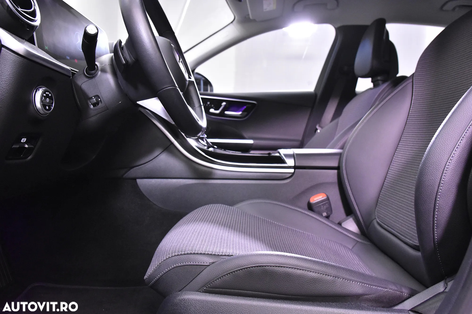 Mercedes-Benz C 220 d MHEV - 23