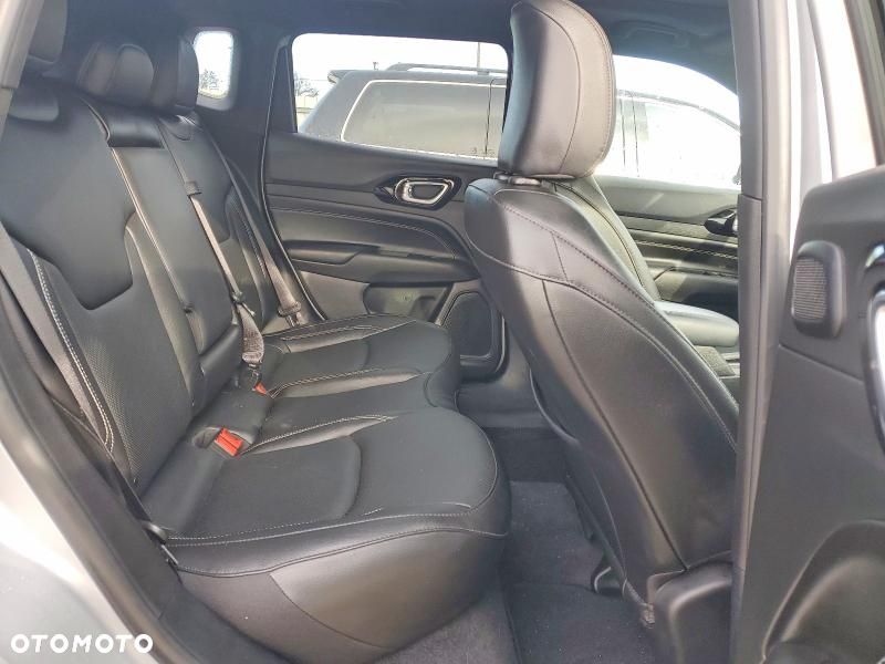 Jeep Compass - 14
