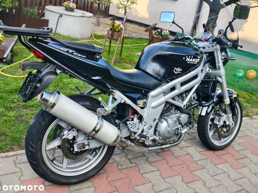 Hyosung GT Comet - 4