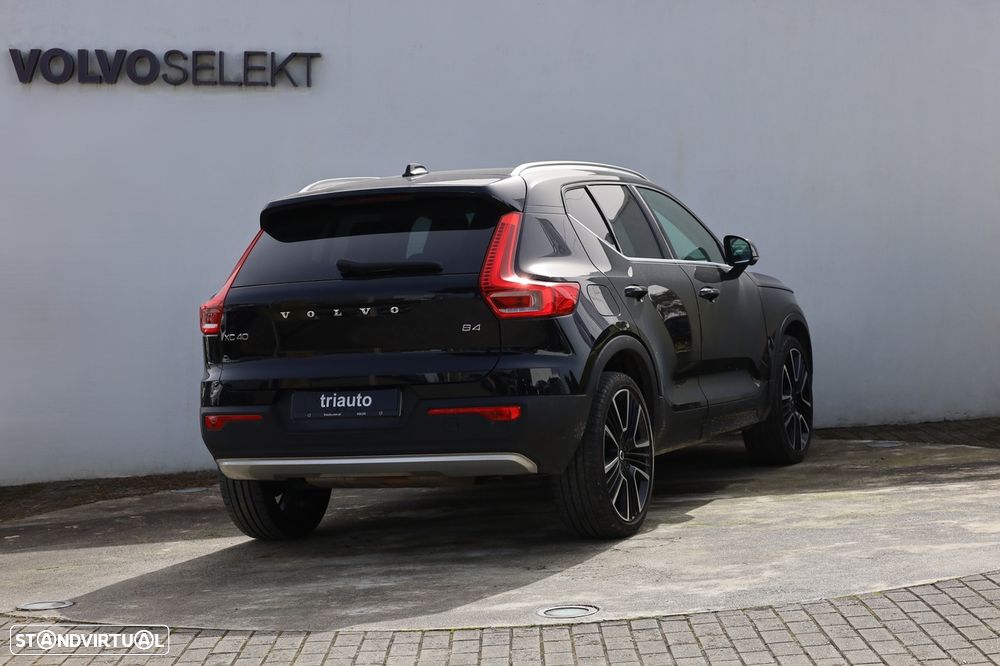 Volvo XC 40 2.0 B4 Inscription - 2