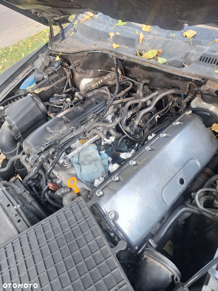 Volkswagen Touareg - 2