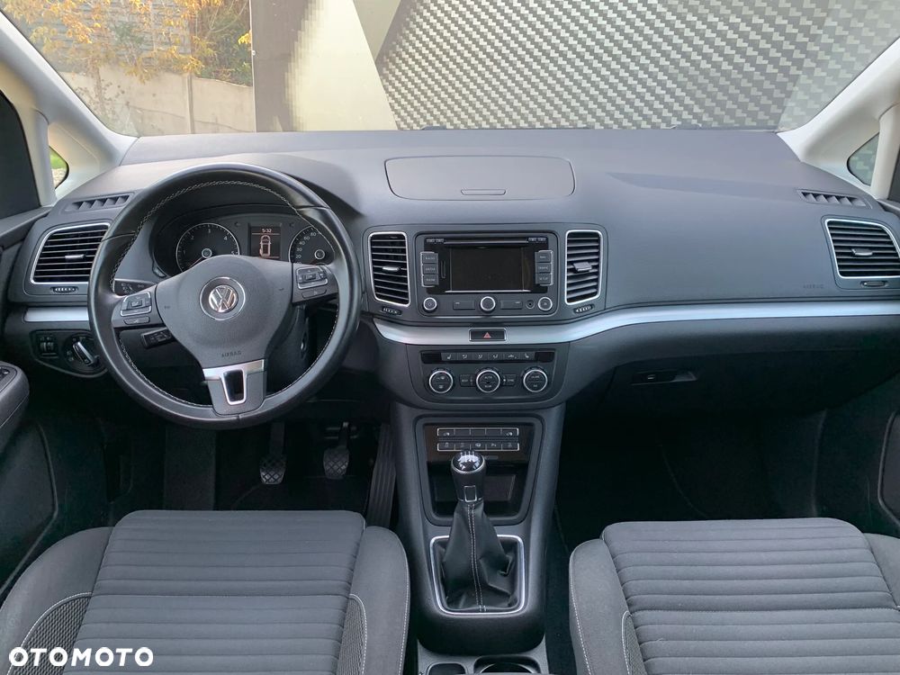 Volkswagen Sharan - 8