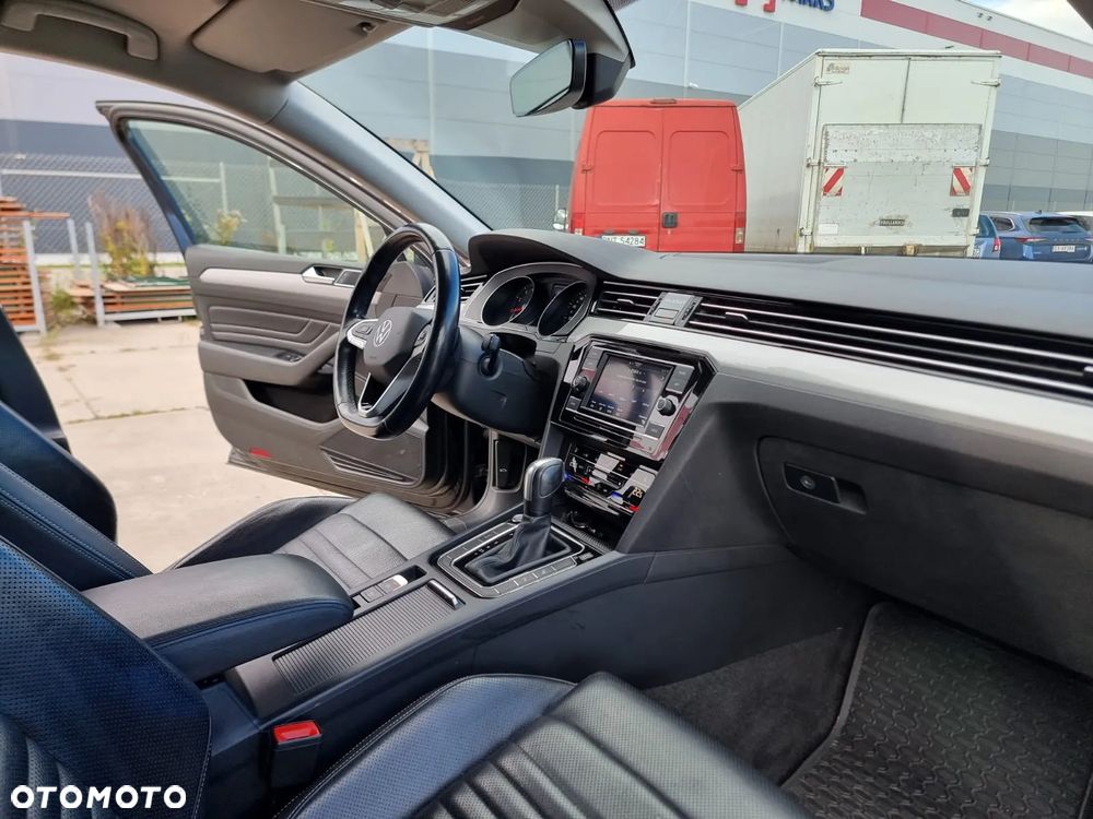 Volkswagen Passat 2.0 TSI Business DSG - 15