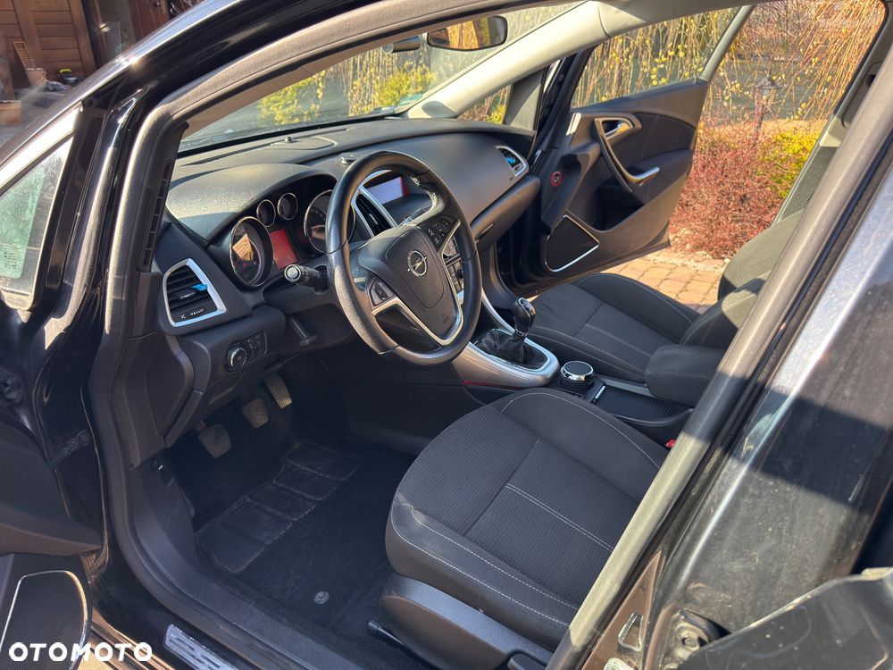 Opel Astra 1.4 Turbo - 14