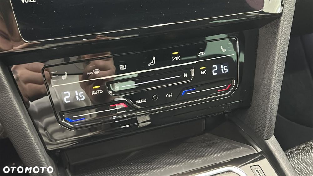 Volkswagen Passat - 22