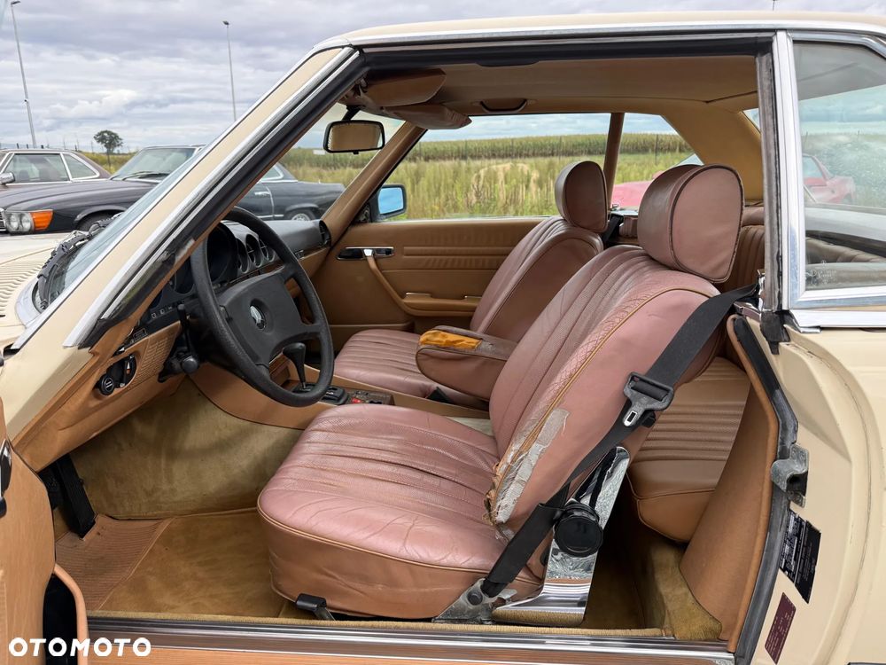 Mercedes-Benz SLC - 13