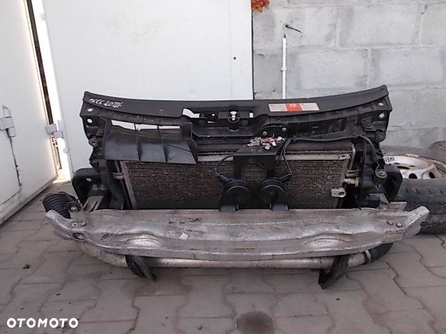 AUDI A6 C6 04r- 2.0 TDI PAS PRZEDNI CHŁODNICE - 1