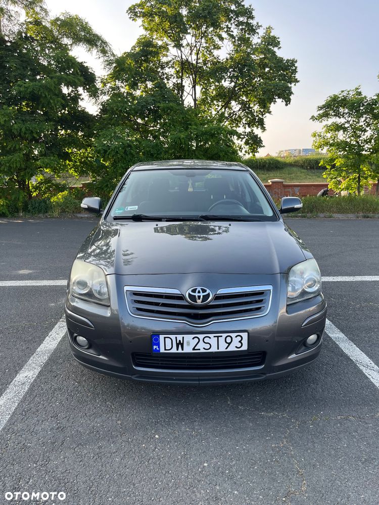Toyota Avensis 2.0 D-4D Sol - 29