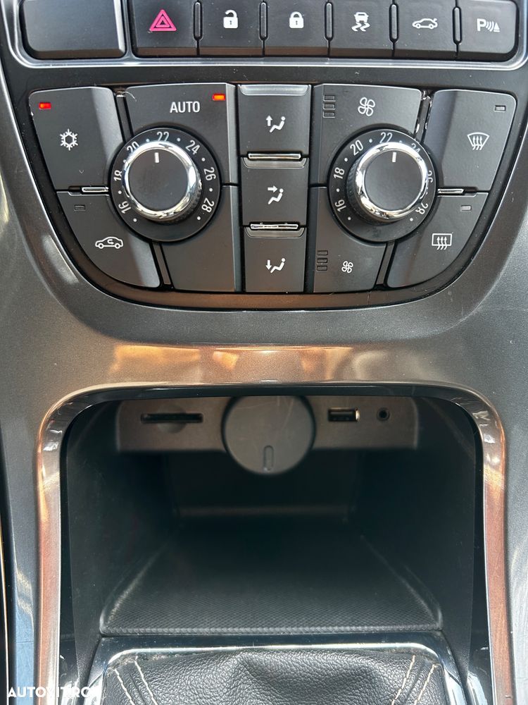 Opel Astra 1.7 CDTI Cosmo - 16