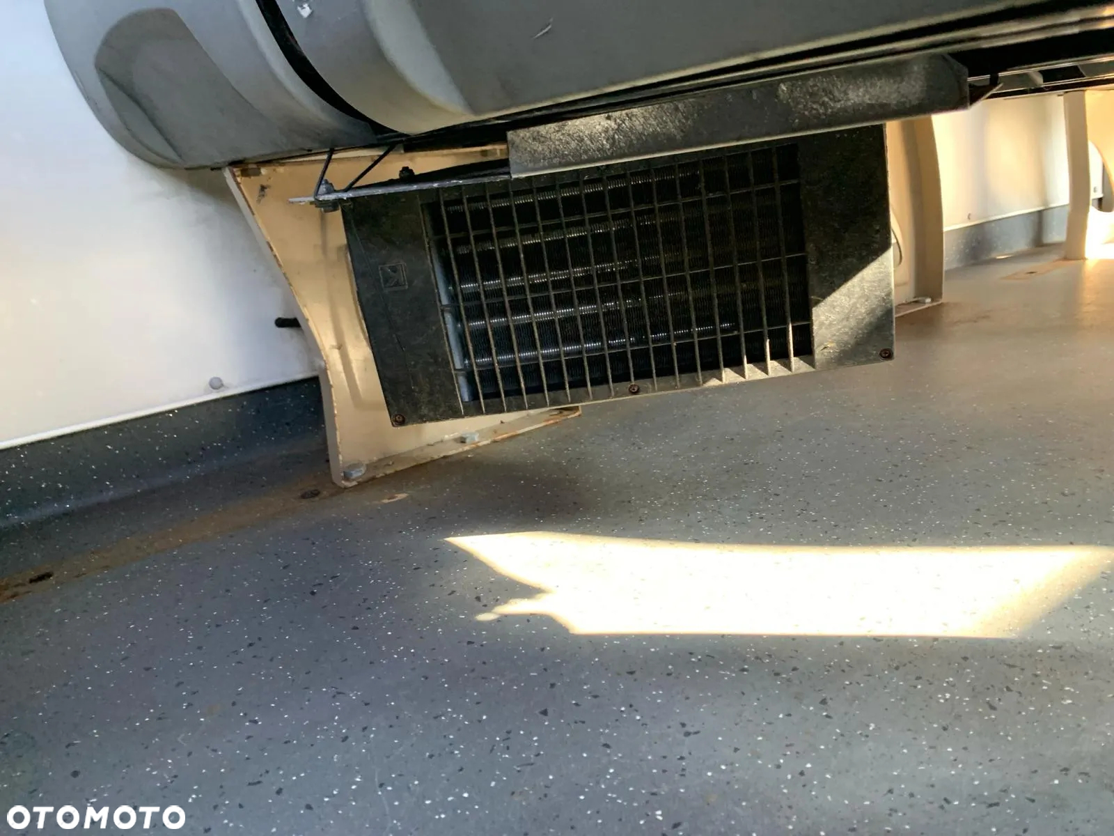 Mercedes-Benz Sprinter 516 CDI - 24 Miejsca - 17