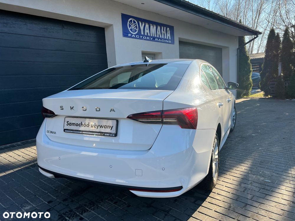 Skoda Octavia 1.5 TSI Edition 130 Essence - 14