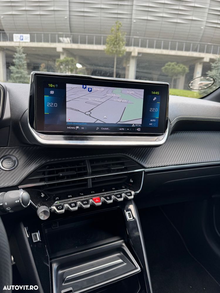 Peugeot 208 e-208 GT Pack - 17
