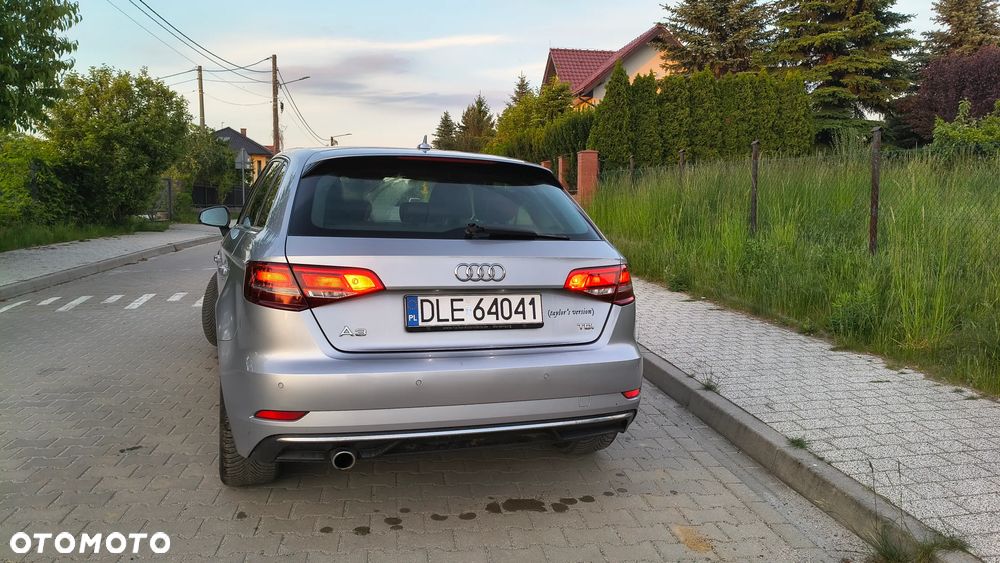Audi A3 Sportback 1.6 TDI S tronic sport - 5
