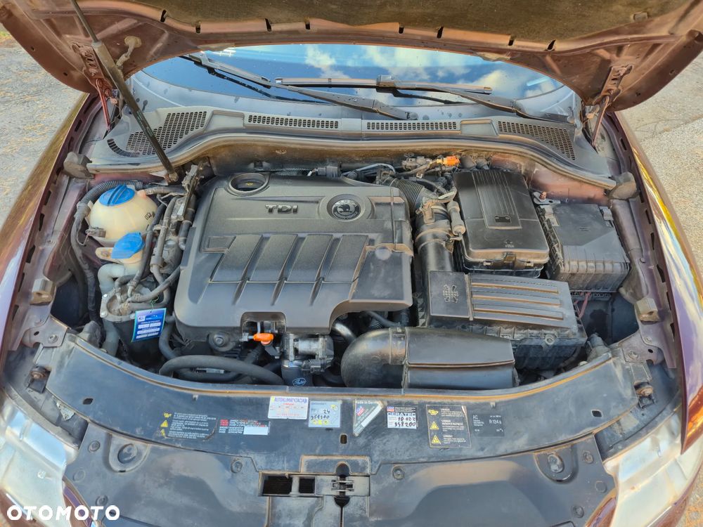Skoda Superb 2.0 TDI Elegance - 22
