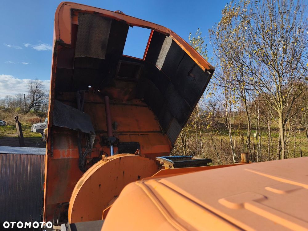 Mercedes-Benz 1824 L - 35