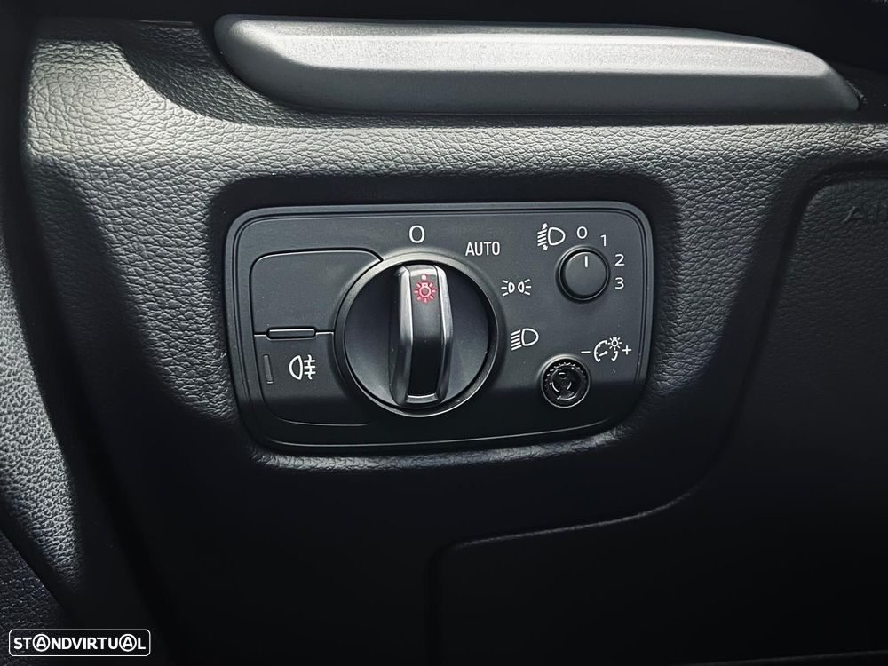 Audi A3 Sportback 1.6 TDI - 32