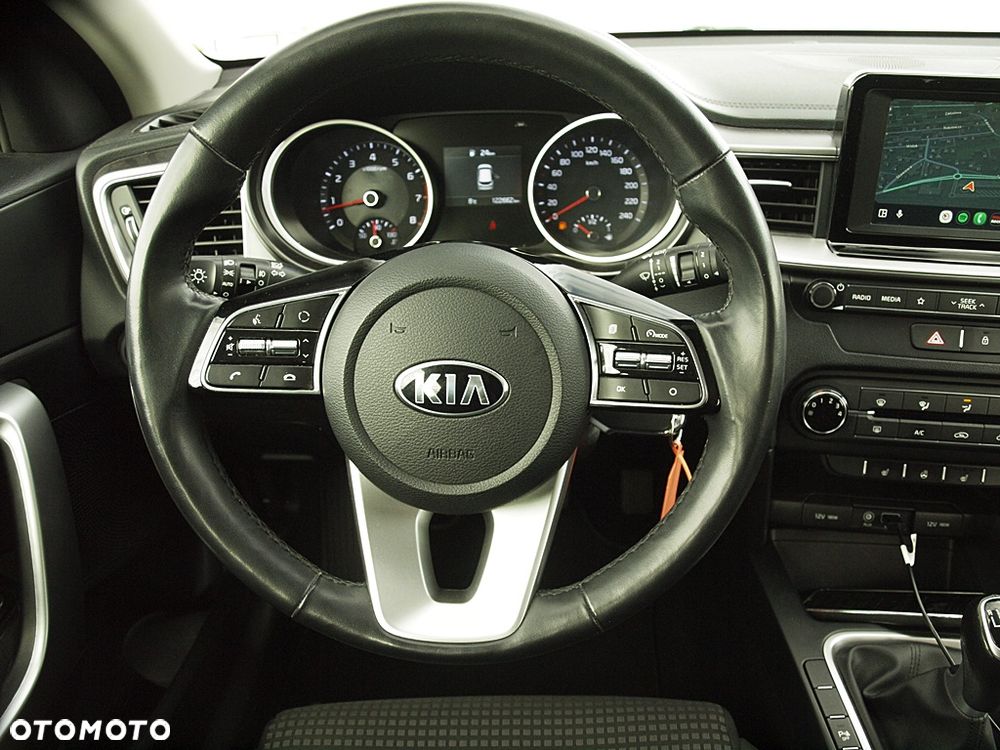 Kia Ceed 1.4 Vision - 22