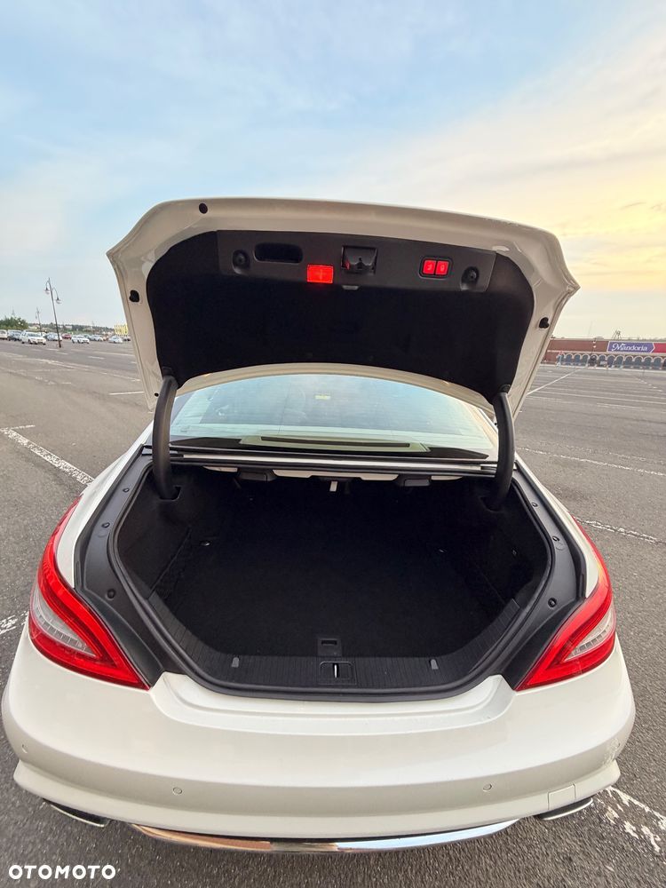 Mercedes-Benz CLS 500 4Matic BlueEFFICIENCY 7G-TRONIC Edition 1 - 29