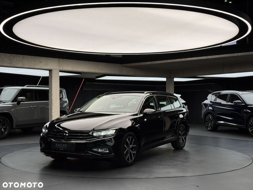 Volkswagen Passat - 2
