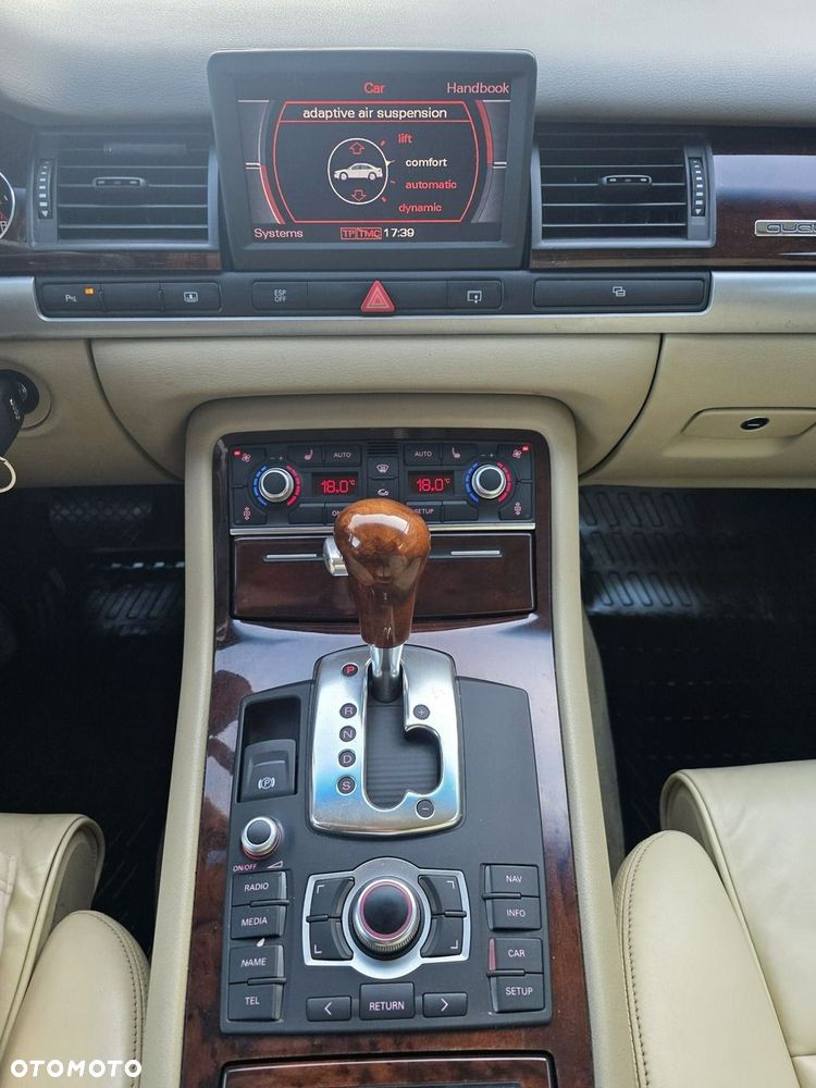 Audi A8 3.2 FSI Quattro Tiptr - 18