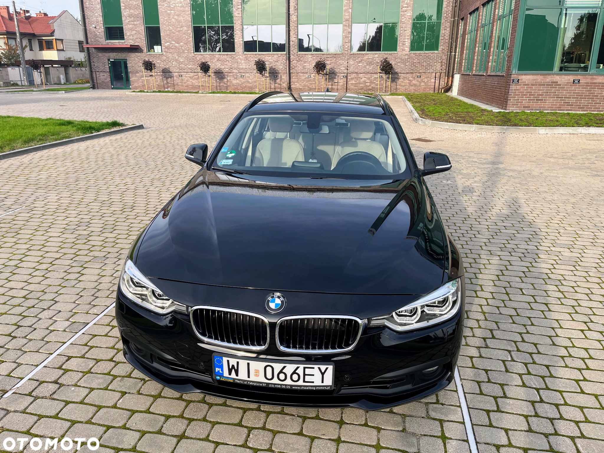 BMW Seria 3 330i xDrive Advantage - 2