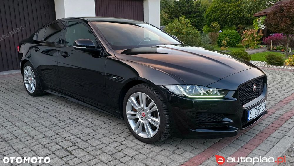 Jaguar Xe 2017 photo 3