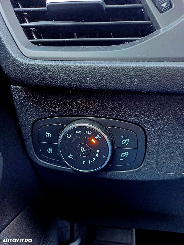 Ford Focus - 15